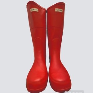 Hunter Tall Red Rain Boots Size 8